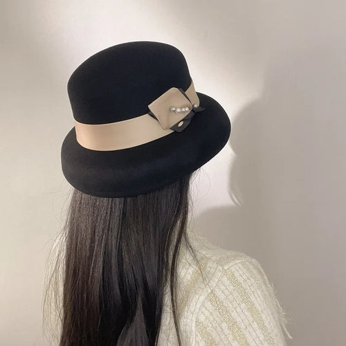 Hepburn-Style Winter Wool Top Elegant Fisherman Hat with Pearl Ribbon