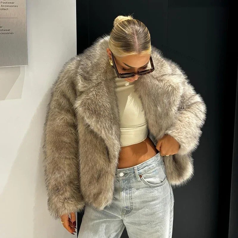 Chic Street Style Winter Fluffy Coat Gradient Faux Fur Luxury Jacket-Fuzzy Jackets-Arimonz-Arimonz