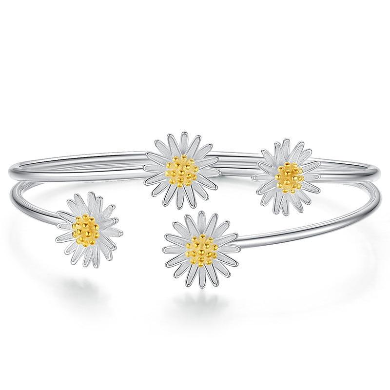 Daisy Charm Bangle-Braceletes-Arimonz-Arimonz