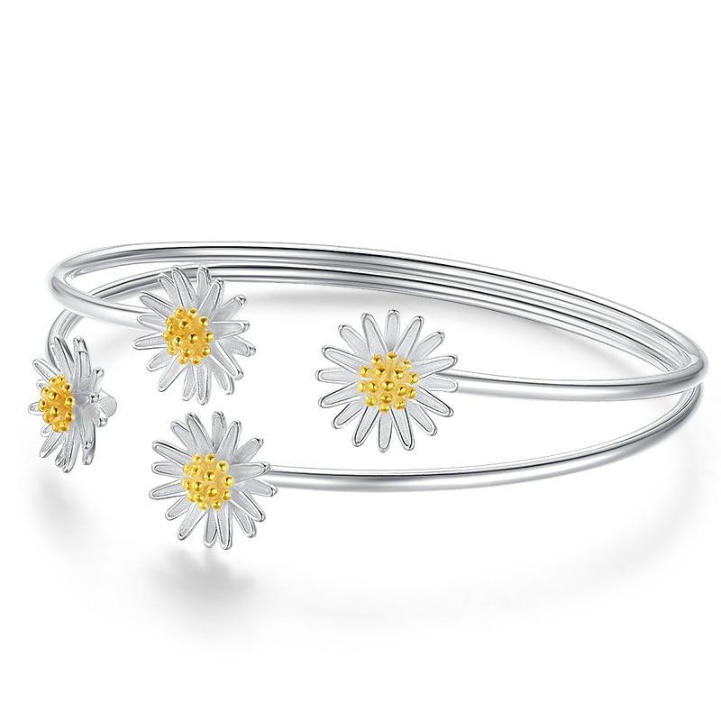 Daisy Charm Bangle-Braceletes-Arimonz-Arimonz