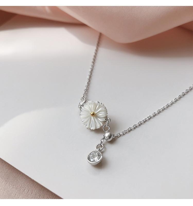Daisy Crystal Round Charm Bracelet-Braceletes-Arimonz-Arimonz