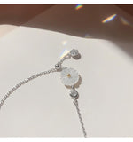 Daisy Crystal Round Charm Bracelet-Braceletes-Arimonz-Arimonz