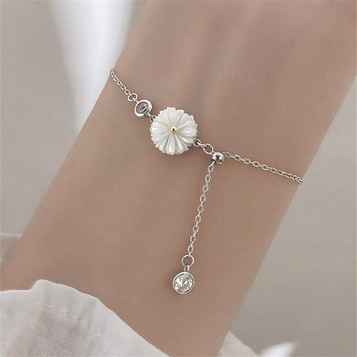 Daisy Crystal Round Charm Bracelet-Braceletes-Arimonz-Arimonz