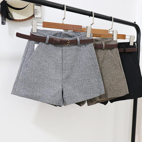Elegant Shorts With Belt-Shorts-Arimonz-Arimonz