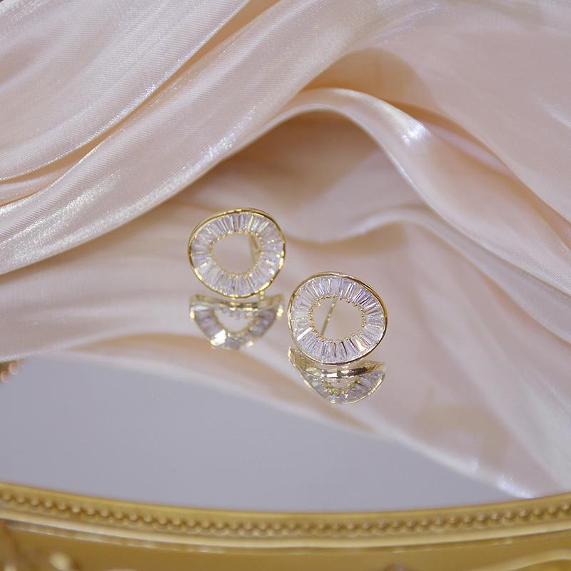 Fashionable Stud Earrings Irregular Circle Earrings for Women-Earrings-Arimonz-Arimonz