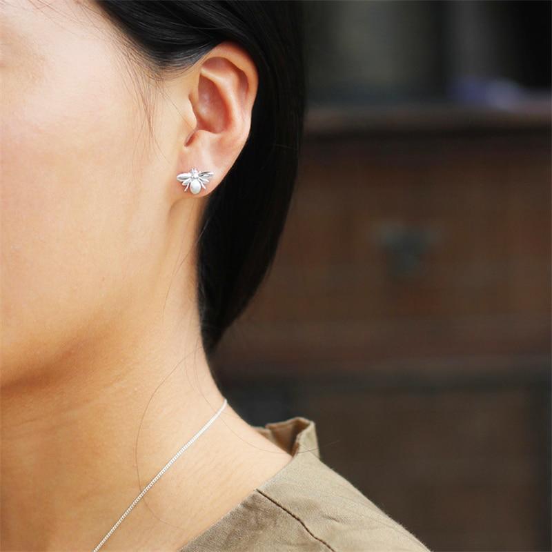 Honeybee Stud Earrings for Women Cute Fine Jewelry-Earrings-Arimonz-Arimonz