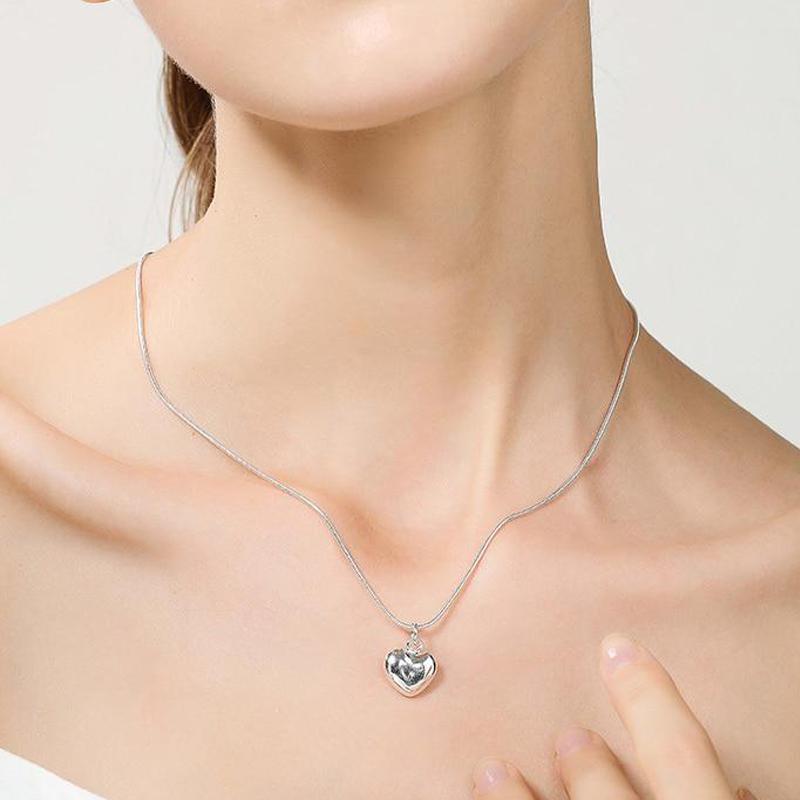 Necklaces - Heart Pendant Necklace