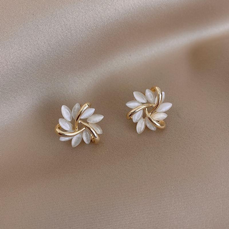 Petal Circle Stud Earrings For Women Elegant and Exquisite Opal Earrings-Earrings-Arimonz-Arimonz