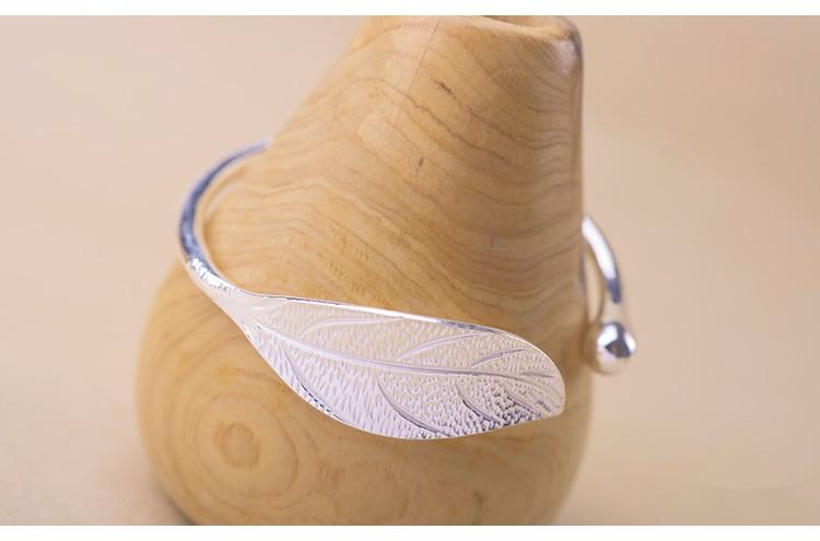 Plated Leaf Charm Bangle-Braceletes-Arimonz-Arimonz