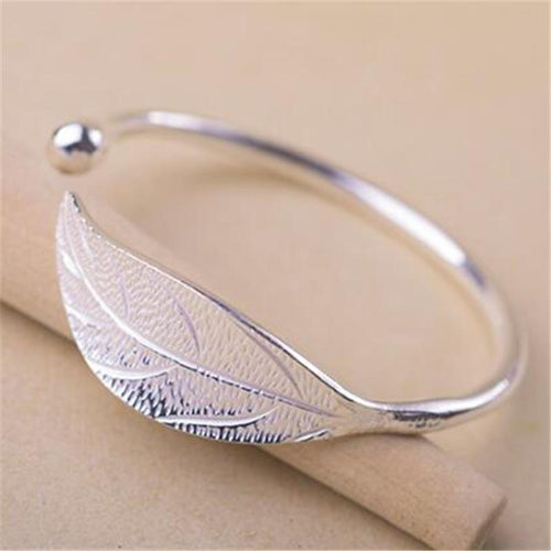 Plated Leaf Charm Bangle-Braceletes-Arimonz-Arimonz
