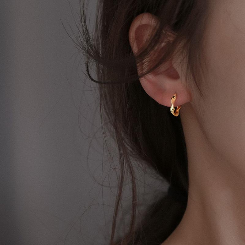 Simple Twisted Earrings-Earrings-Arimonz-Arimonz