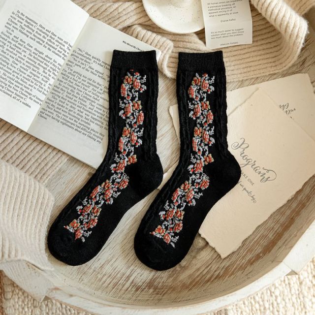 Winter Thick Keep Warm Woman Socks Cashmere Wool Thermal Cute Socks