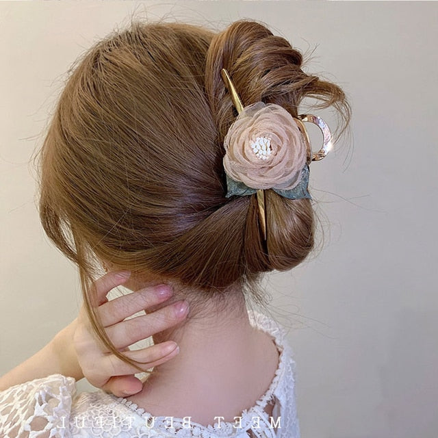 Women Metal Hair Claw Elegant Gold Flowers Hair Clips Barrette-Hair Accessories-Arimonz-0758-1-Arimonz
