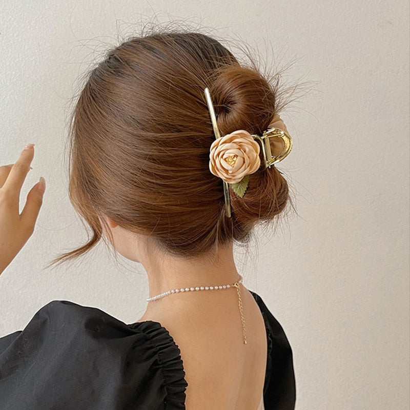 Women Metal Hair Claw Elegant Gold Flowers Hair Clips Barrette-Hair Accessories-Arimonz-Arimonz