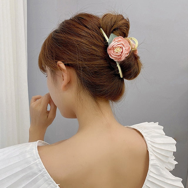 Women Metal Hair Claw Elegant Gold Flowers Hair Clips Barrette-Hair Accessories-Arimonz-A3-Arimonz